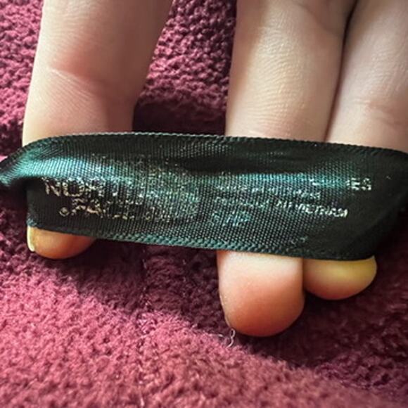 The North Face Jacket Womens Small Recover Up Quilted Garnet Hooded Maroon - Picture 4 of 16